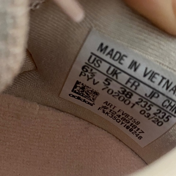 Adidas Prime Parley Ultra Boost Pink 6.5 - Picture 6 of 9